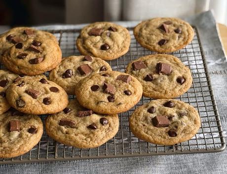 Bake Shop Chocolate Chip Cookies (small batch) Bake Shop Chocolate Chip Cookies (small batch)