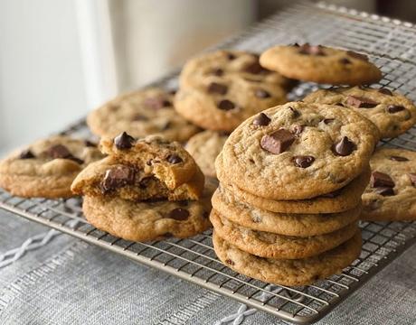Bake Shop Chocolate Chip Cookies (small batch) Bake Shop Chocolate Chip Cookies (small batch)