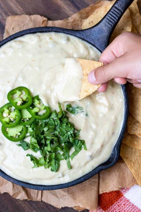 Creamy Vegan Queso