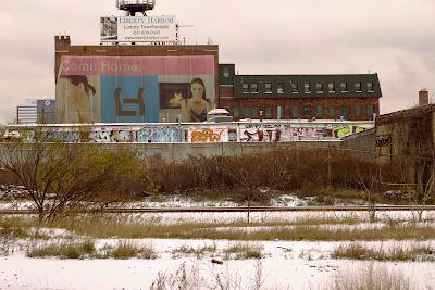 Friday Fotos: Winter graffiti