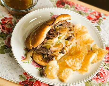 Slow Cooker Drip Beef Sandwiches Slow Cooker Drip Beef Sandwiches