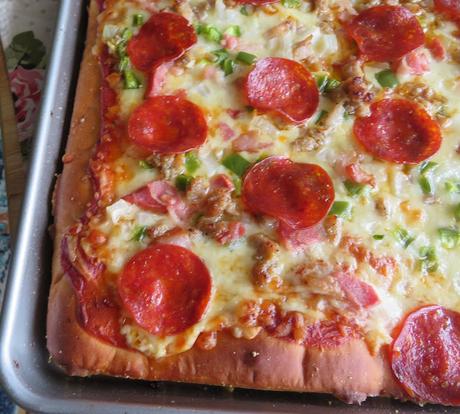 School Cafeteria Pizza School Cafeteria Pizza