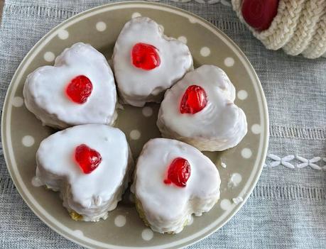 Vanilla Cupcakes (egg free) Vanilla Cupcakes (egg free)