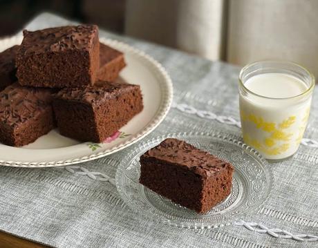 Old School Chocolate Tray Bake Cake