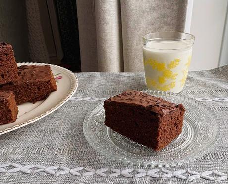 Old School Chocolate Tray Bake Cake