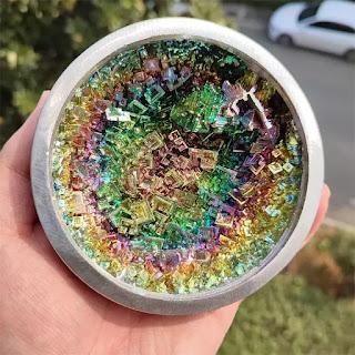 Crafting the Ethereal: The Art and Science of Bismuth Bowls Crafting the Ethereal: The Art and Science of Bismuth Bowls