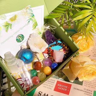 Crystal Healing Box: Unlocking the Mystical Powers of Crystals Crystal Healing Box: Unlocking the Mystical Powers of Crystals