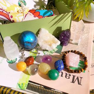 Crystal Healing Box: Unlocking the Mystical Powers of Crystals Crystal Healing Box: Unlocking the Mystical Powers of Crystals