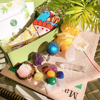 Crystal Healing Box: Unlocking the Mystical Powers of Crystals Crystal Healing Box: Unlocking the Mystical Powers of Crystals