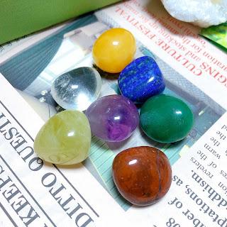 Crystal Healing Box: Unlocking the Mystical Powers of Crystals Crystal Healing Box: Unlocking the Mystical Powers of Crystals