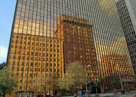 Top 10 Most Extraordinary Uses for Gold