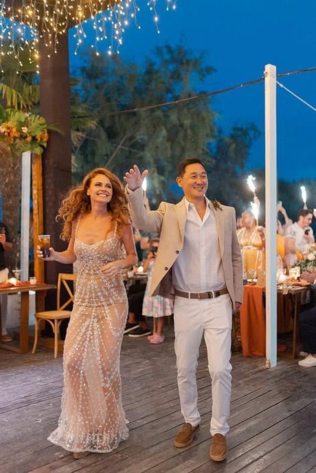 dreamlike-wedding-unique-floral-arrangements_38