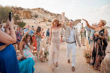 dreamlike-wedding-unique-floral-arrangements_28