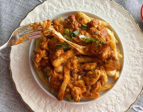 Butter Chicken Poutine