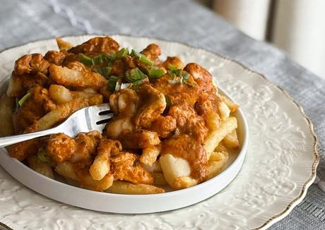 Butter Chicken Poutine