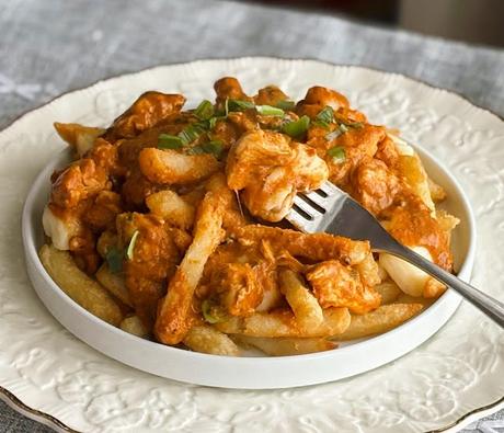 Butter Chicken Poutine
