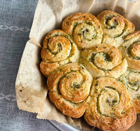 Garlic Swirl Rolls Garlic Swirl Rolls