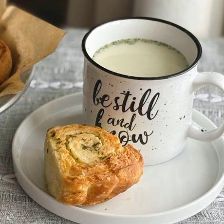 Garlic Swirl Rolls Garlic Swirl Rolls