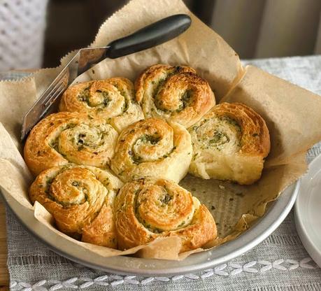 Garlic Swirl Rolls Garlic Swirl Rolls