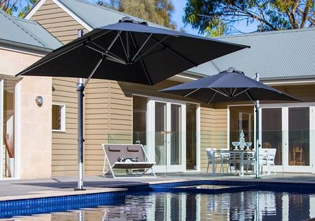 From House to Haven: Ten Ways to Expand Your Outdoor Space Durable Outdoor Tableware