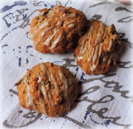 Fruit & Nut Cinnamon Cookies