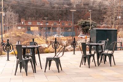 Vistas [looking for the mother ship]