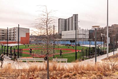 Vistas [looking for the mother ship]