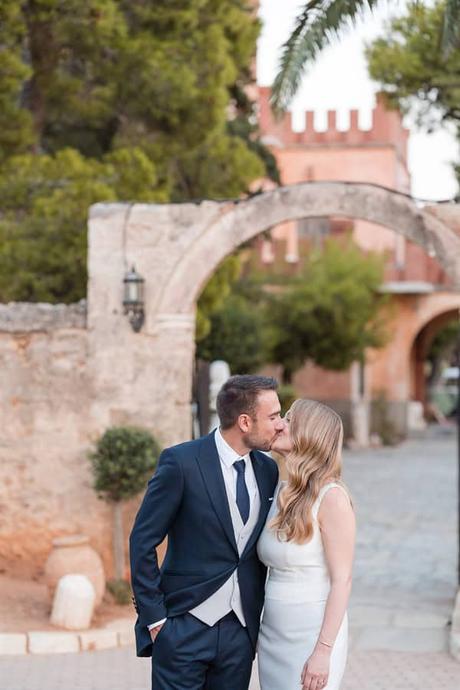 dreamy summer wedding athens lush florals_3