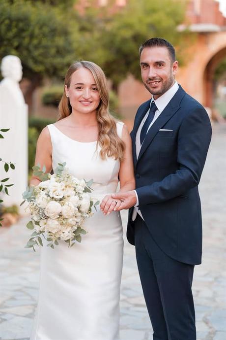 dreamy summer wedding athens lush florals_25