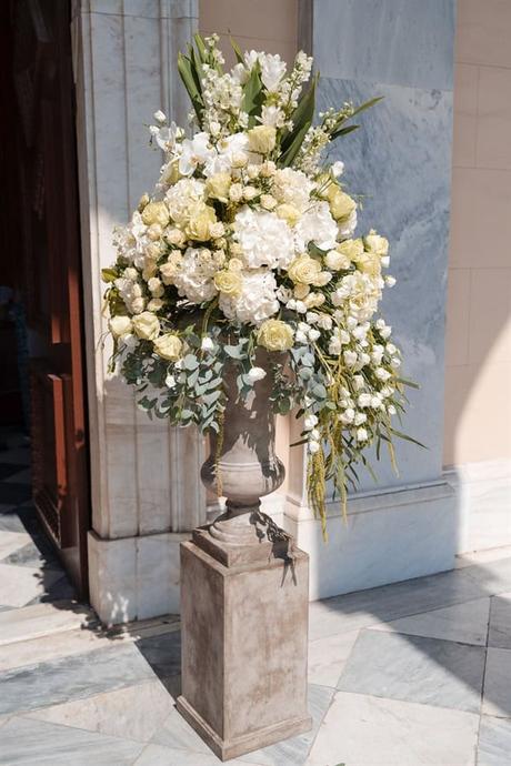 dreamy summer wedding athens lush florals_9