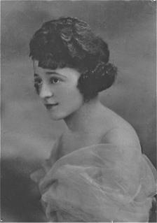 Evelyn Williams was a significant figure in the history of the Maybelline cosmetics empire, Evelyn Williams was a significant figure in the history of the Maybelline cosmetics empire,