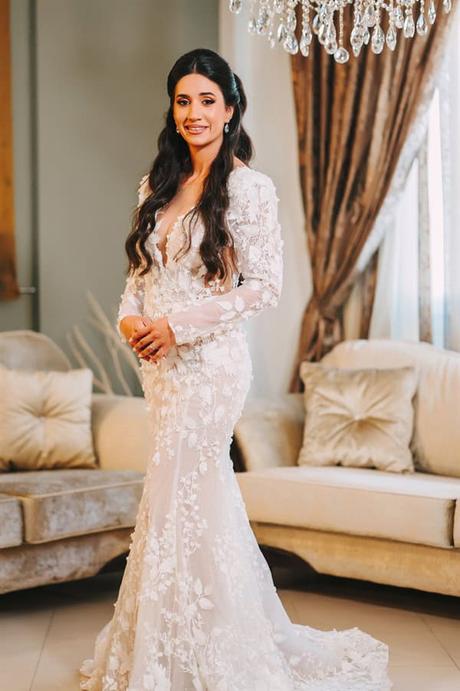 heartfelt wedding principal hall with romantic details_24