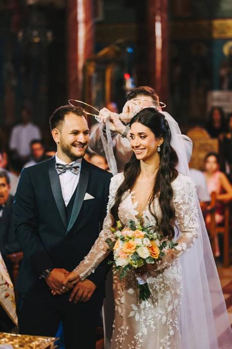 heartfelt wedding principal hall with romantic details_36