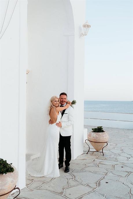 chic summer wedding breathtaking lazarou beach sifnos_12