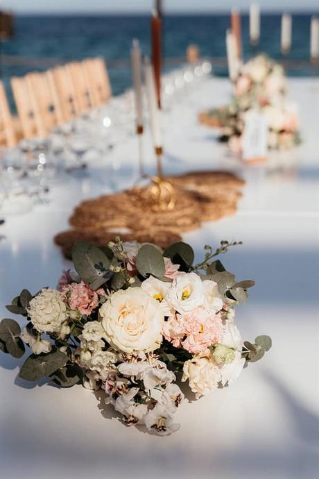 chic summer wedding breathtaking lazarou beach sifnos_33