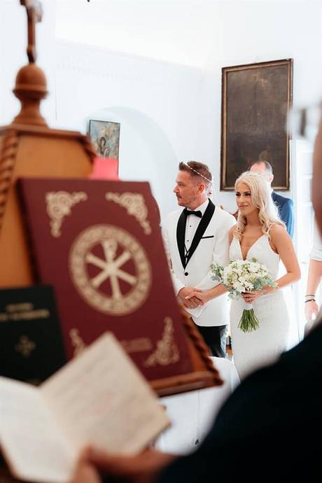 chic summer wedding breathtaking lazarou beach sifnos_24