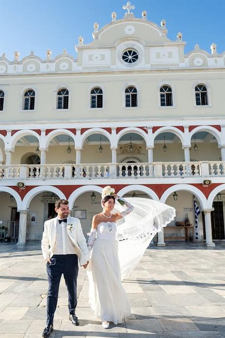 lovely wedding tinos unique florals_30