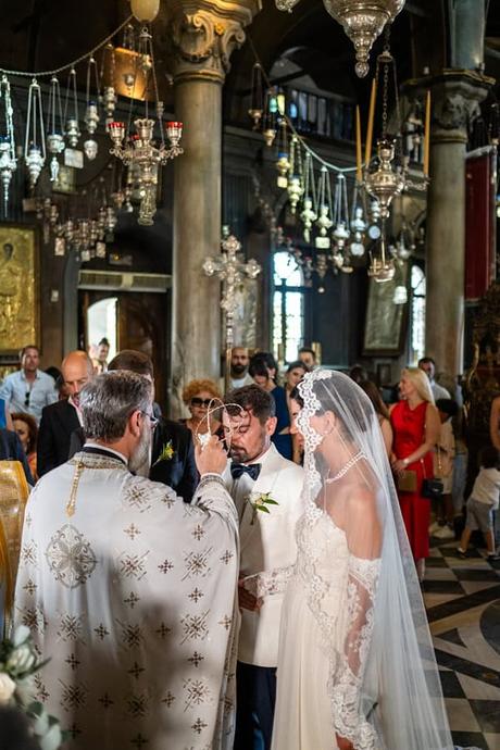 lovely wedding tinos unique florals_27