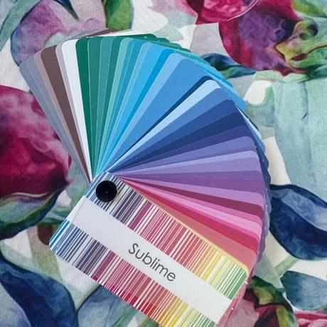 Colours in a pattern should blend with the palette