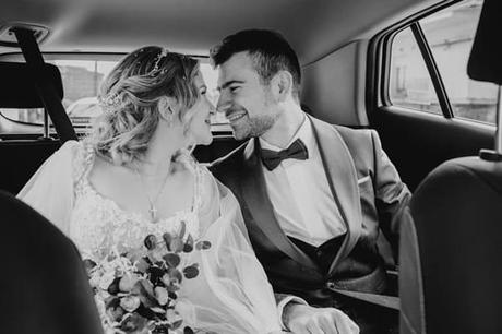 romantic winter wedding drama_33