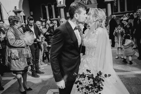 romantic winter wedding drama_32