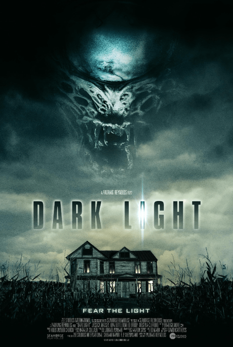 Dark Light (2019) Movie Review Dark Light (2019) Movie Review