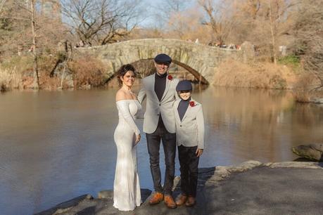 Toni and Mike’s December Elopement overlooking Gapstow Bridge