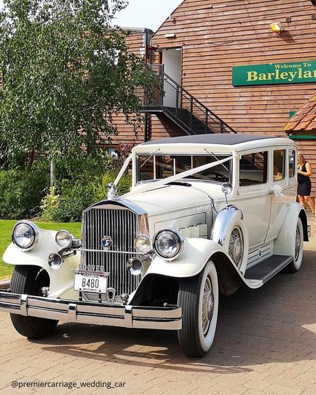 wedding car hire london retro wedding car white premium level premiercarriage wedding car