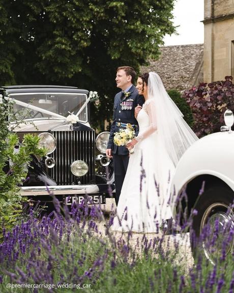 wedding car hire london happy brides next door retro black wedding car premiercarriage wedding car