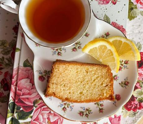 Extra Easy Lemon Drizzle Loaf