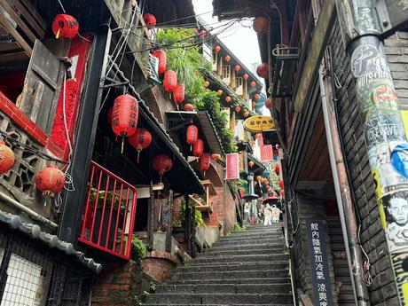 On The Road... Taiwan: My Coastal Tour... Part 1!