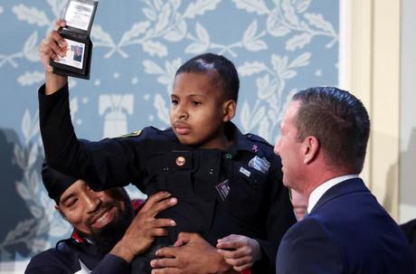 Trump makes 13-year-old cancer survivor a Secret Service agent during speech to Congress