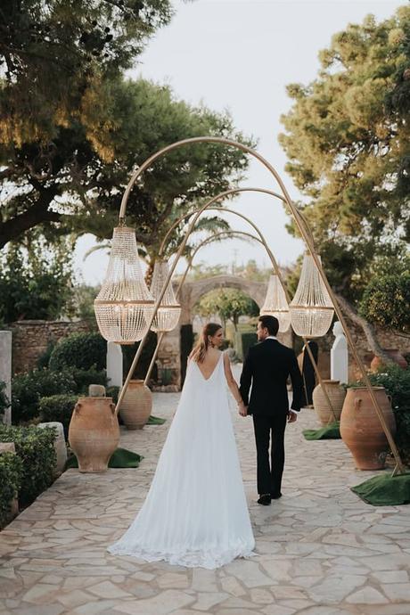 elegant-outdoor-wedding-with-candles-white-floral-details_33