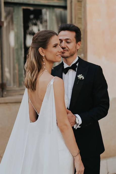 elegant-outdoor-wedding-with-candles-white-floral-details_32